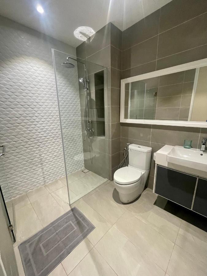 Beautiful Quill Residences By Sonia