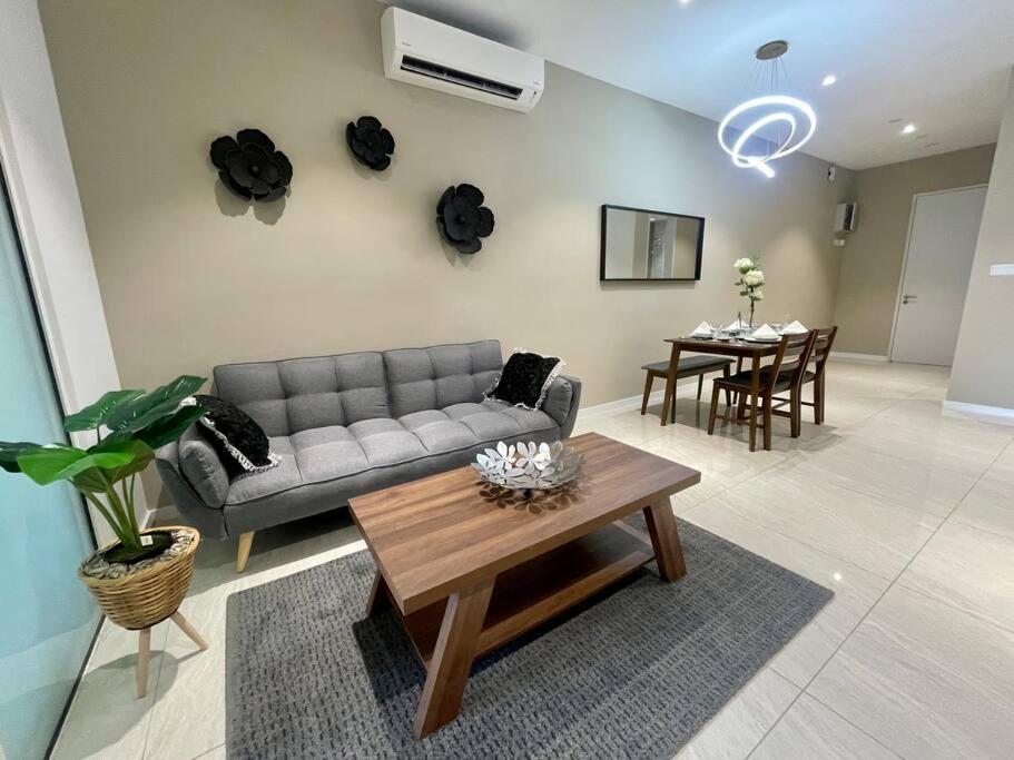 Apartment Beautiful Quill Residences By Sonia